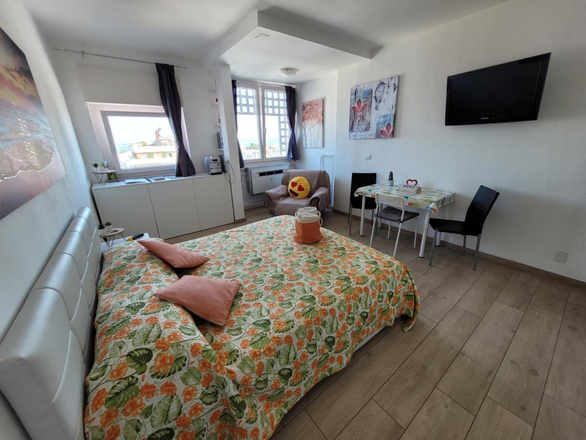 Rosato 3 Sea View Apartment Lignano Sabbiadoro Ngoại thất bức ảnh